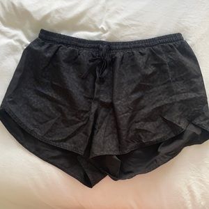 Old navy black leopard print active shorts